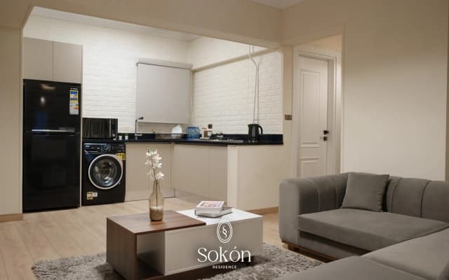Deluxe 3BR (U33 Boho) Apartments - photo 4