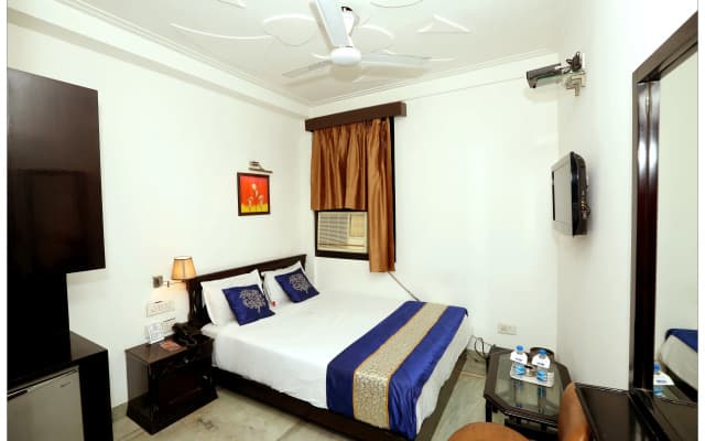 The R Blues Hotel - photo 5