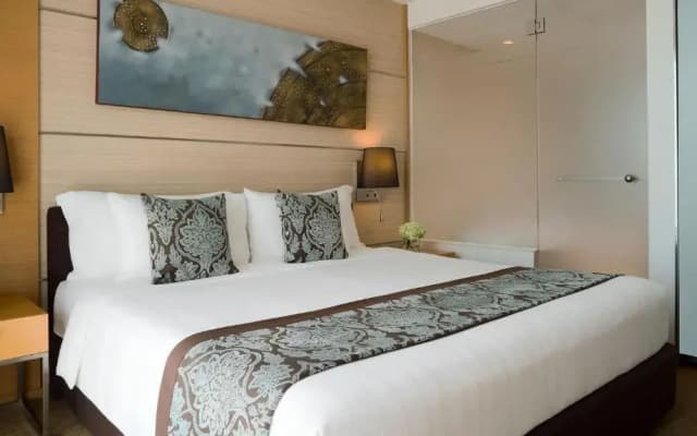JC Kevin Sathorn Bangkok Hotel - photo 4