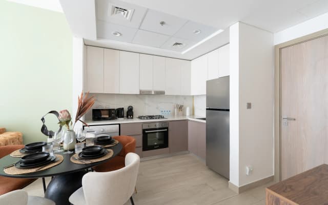 A New Designer in Meydan | Azizi Riviera Apartments - photo 5