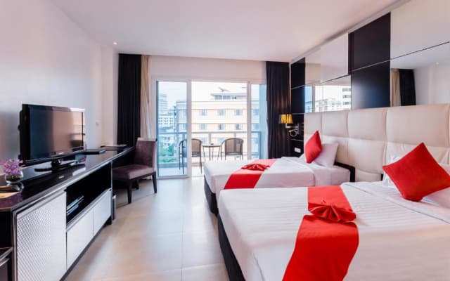 Nova Platinum Hotel - photo 5