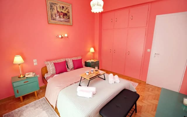 Retro Athens Apartments - photo 4