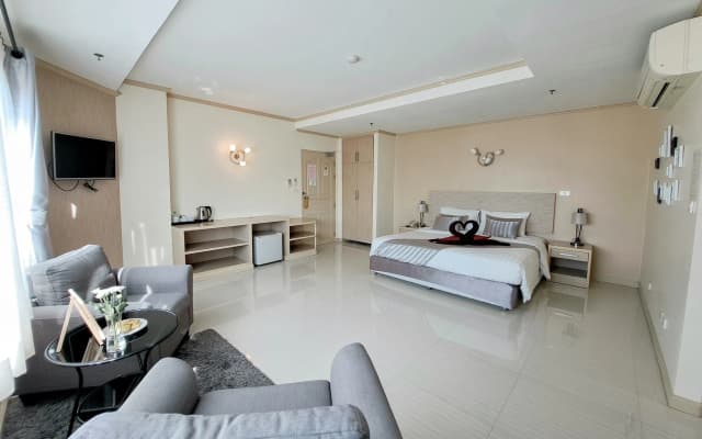 Thipurai City Hotel - photo 4