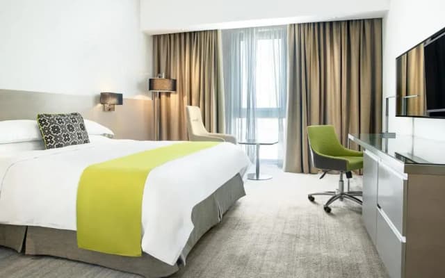 Novotel Muscat Airport Hotel - photo 2