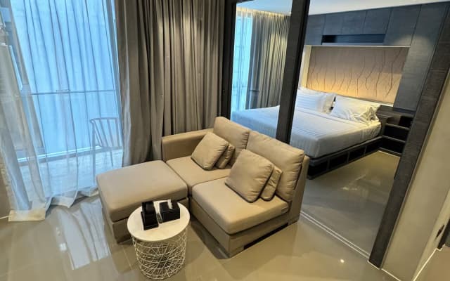 1BDR 500Mbps wifi Parking Pool with nice view Flat - photo 2