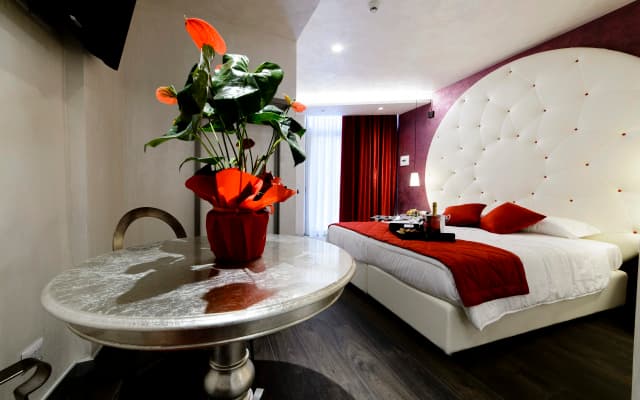 LBH Hotel Vespasiano - photo 3