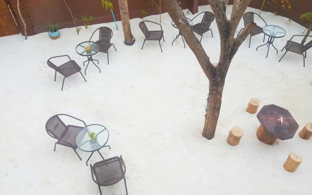 Amvoj Maldives Thulusdhoo Guest House - photo 3