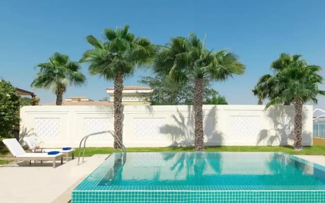 The Ritz-Carlton Abu Dhabi, Grand Canal Hotel - photo 3