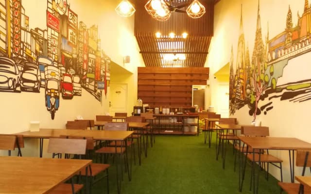 Siri Poshtel Bangkok Hostel - photo 4