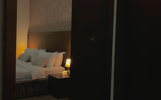 Old Metekhi Hotel - photo 3