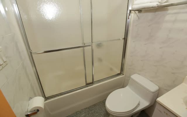 Explore Hotel and Hostel - photo 5