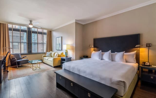Avalon Hotel - photo 3