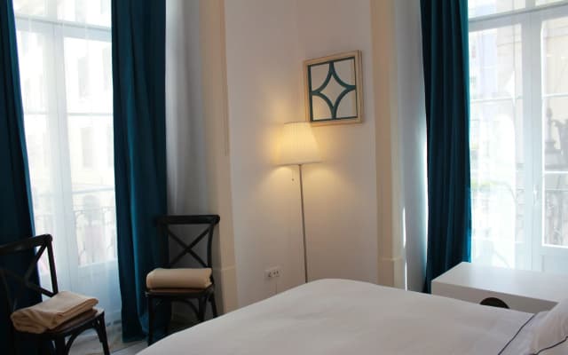 Lisbon Downtown Inn - photo 2