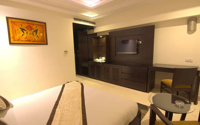 Hotel Grand Imperial - photo 3