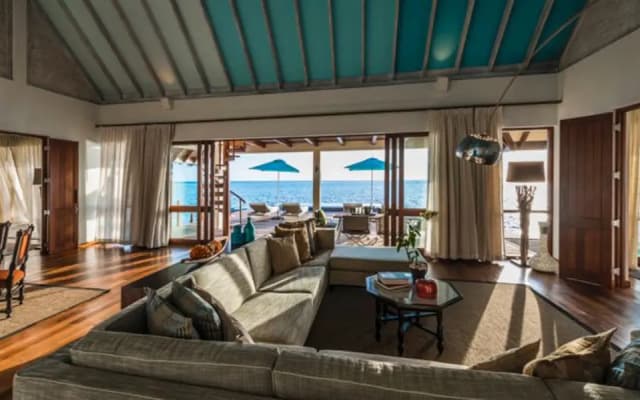 Four Seasons Resort  Maldives at Landaa Giraavaru - photo 4