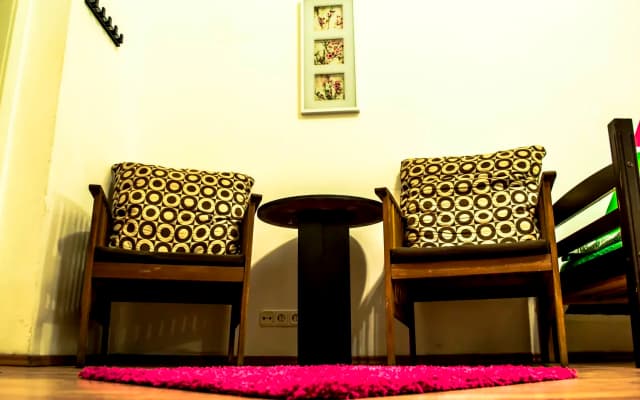 11th Hour Cinema Hostel - photo 4