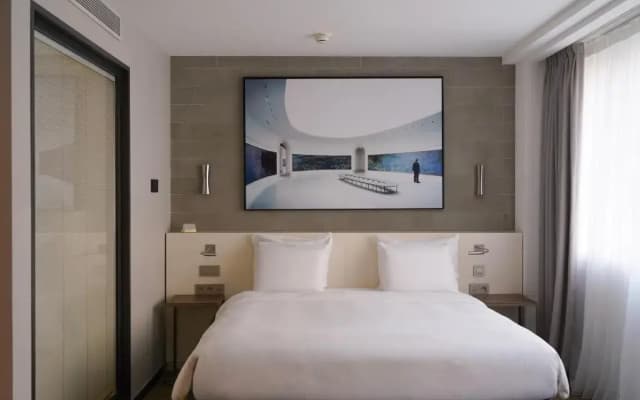 Pullman Paris Tour Eiffel Hotel - photo 3