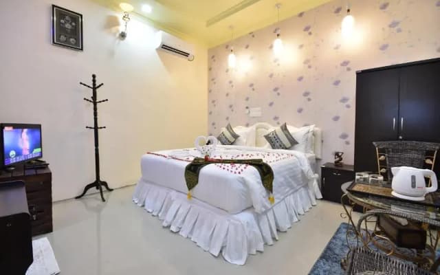 Holiday Haven Ukulhas Hotel - photo 3