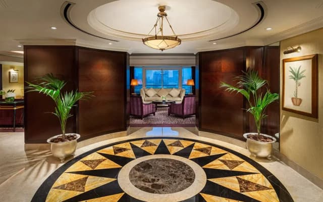 Beach Rotana Hotel - photo 2