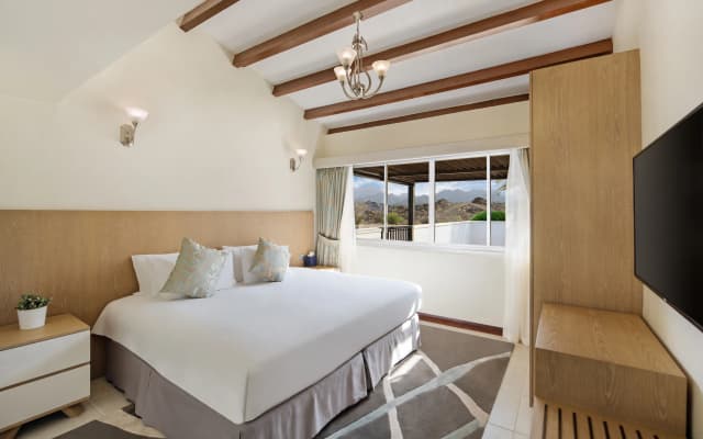 JA Hatta Fort Hotel - photo 5