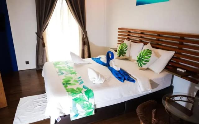 Palm Residence Hotel - photo 2