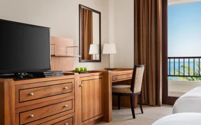 DoubleTree by Hilton Muscat Al Waha - photo 3