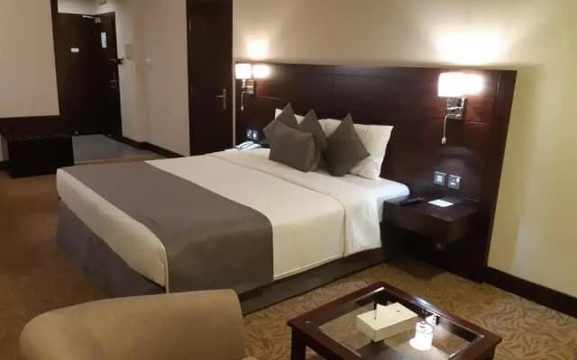 Lotus Grand Hotel Dubai - photo 3