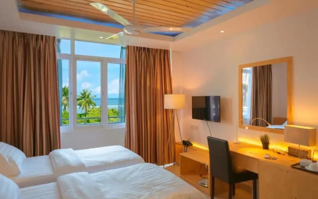 Отель Pine Lodge Maldives - photo 3