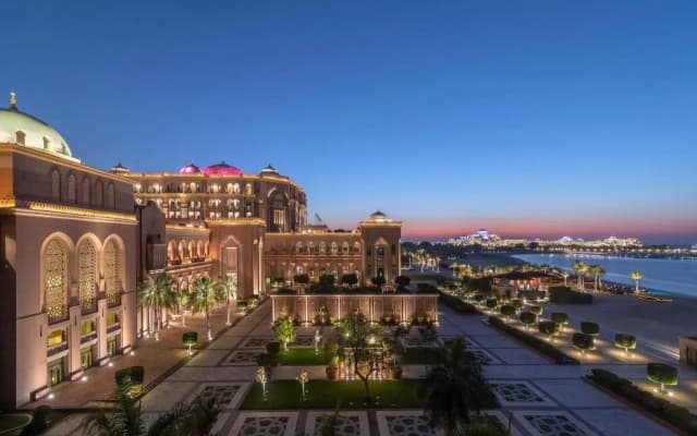Emirates Palace Mandarin Oriental - photo 2