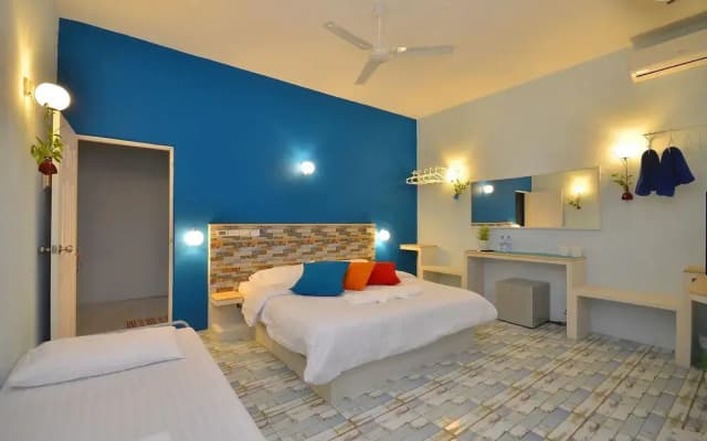 SeaLaVie Inn - photo 4