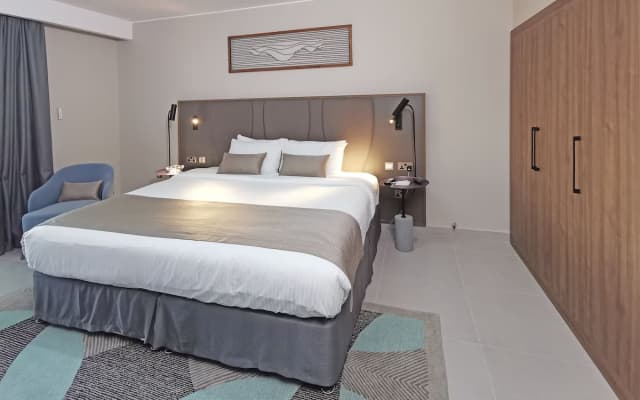 Holiday International Sharjah - photo 4