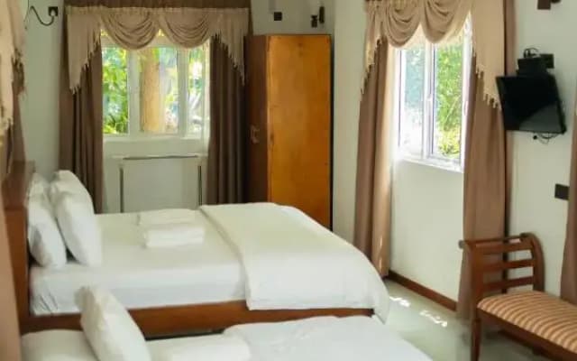 Tropical Biosphere Hotel - photo 5