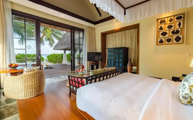 Ozen Reserve Bolifushi- All Inclusive with Free Transfers - photo 5