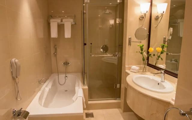 Premium Strato Hotel - photo 2
