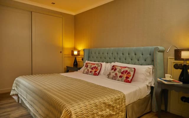 El Avenida Palace Hotel - photo 2