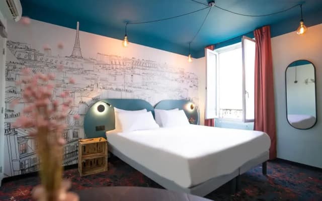 Ibis Styles Paris Batignolles - photo 4