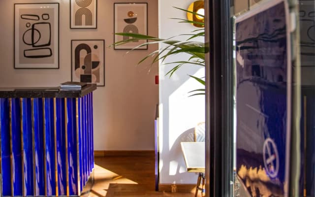 Georgette Hotel - photo 2
