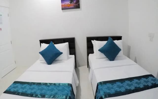 Palm Lodge Guest House - photo 3