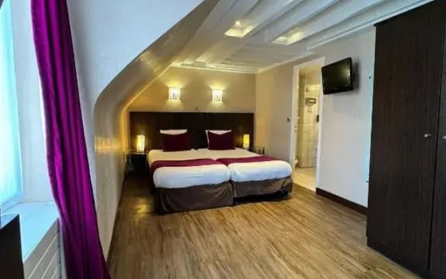Pax Opera Hotel - photo 3