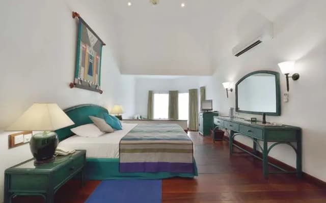 Velidhu Island Resort - photo 3