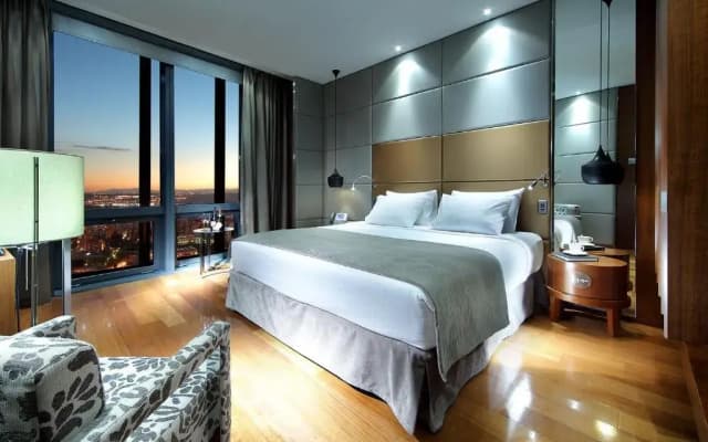 Eurostars Madrid Tower Hotel - photo 4