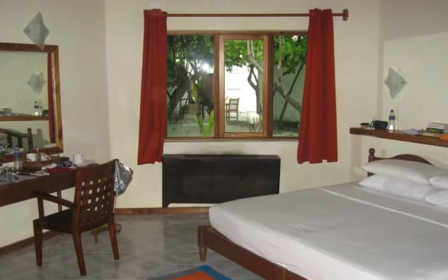 Club Med Finolhu Villas - photo 3