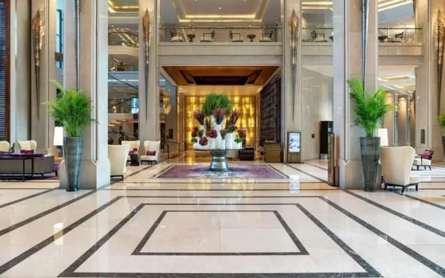Siam Kempinski Hotel Bangkok - photo 2