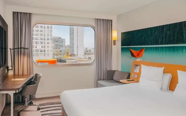 Novotel Paris Centre Tour Eiffel Hotel - photo 4
