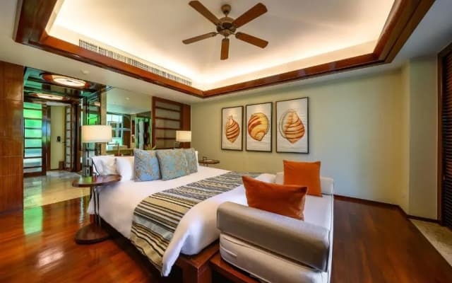 Centara Grand Beach Resort and Villas Krabi Hotel - photo 3