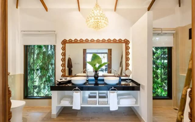 Lanta Palace Beach Resort and Spa - photo 5