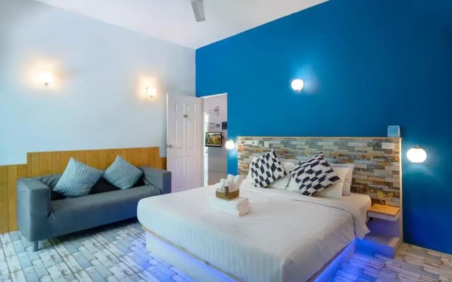 SeaLaVie Inn - photo 2