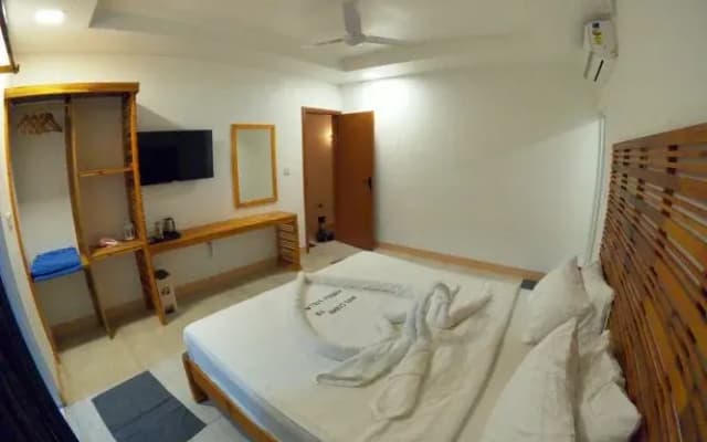 Nirili Villa Guest House - photo 4