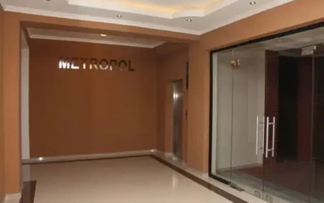 Metropol Hotel - photo 5