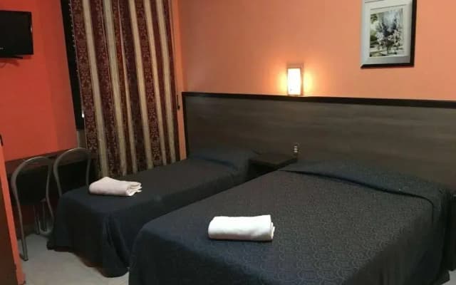 Hotel Newsalus - photo 3